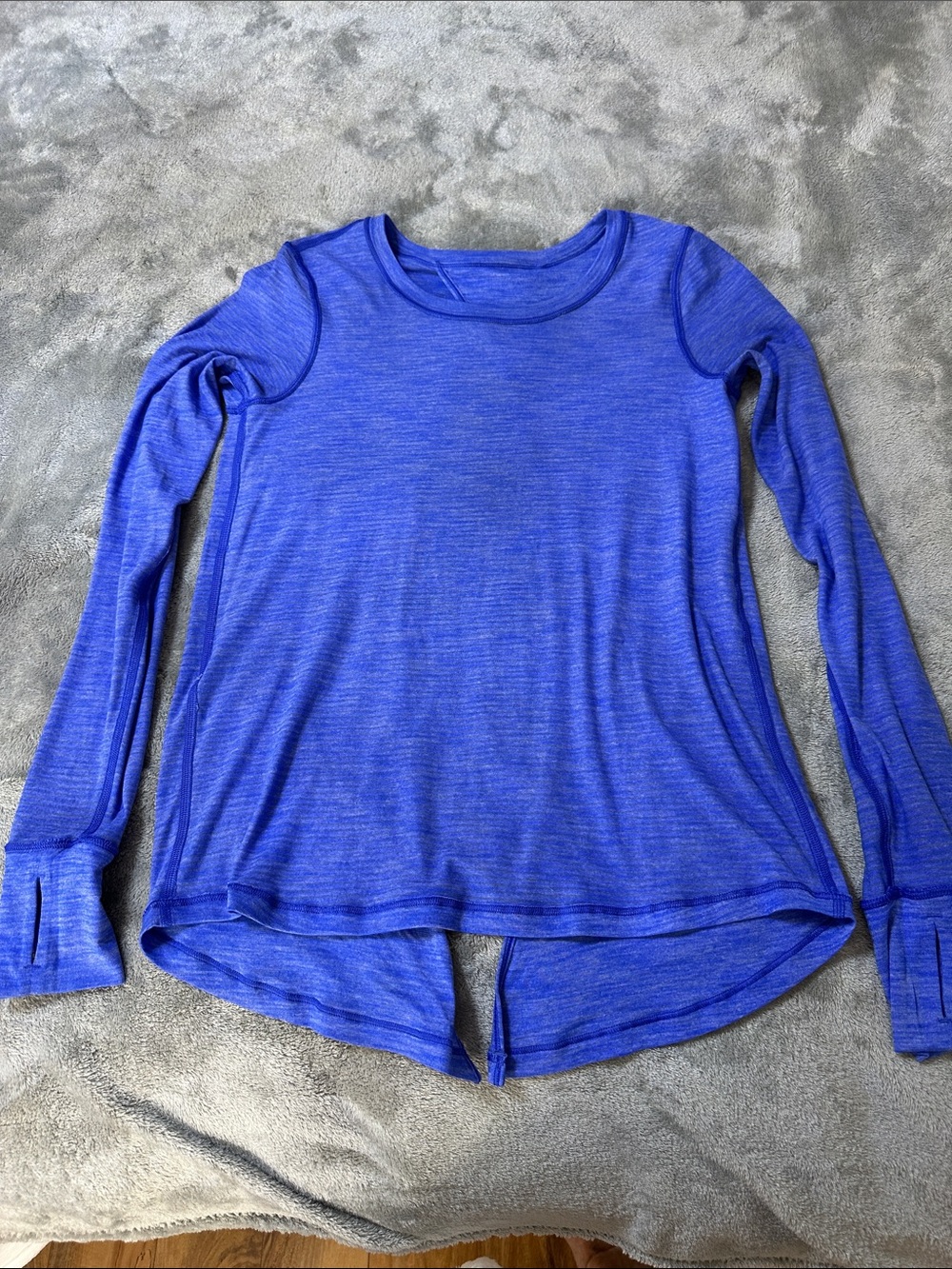 Lululemon long sleeve t shirt